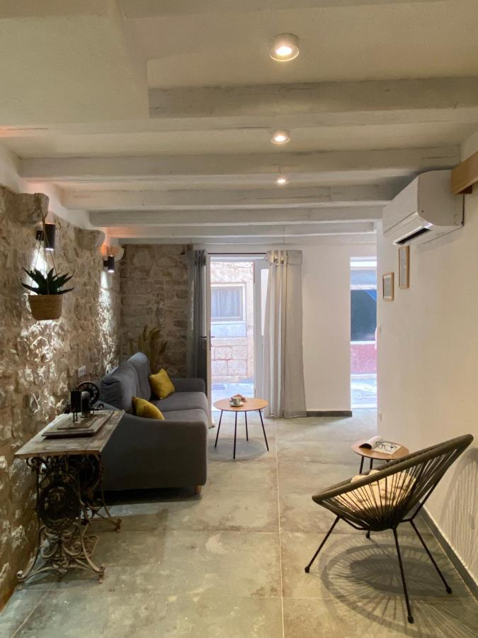 House Malena - Rooms Vis Exterior foto